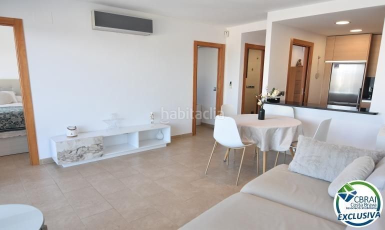 Foto f4ffa42d-bf6d-4ead-96b8-1e04f2b0f511. Apartament amb aparcament piscina a Santa Margarida Roses