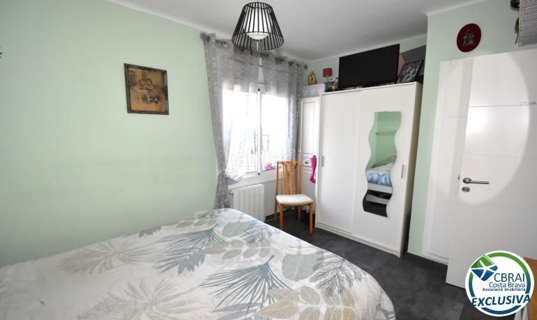 Foto 0e849fb6-8fbd-43ec-8a04-459fb583584d. Apartament amb aparcament a Puig Rom-Canyelles-Almadrava Roses