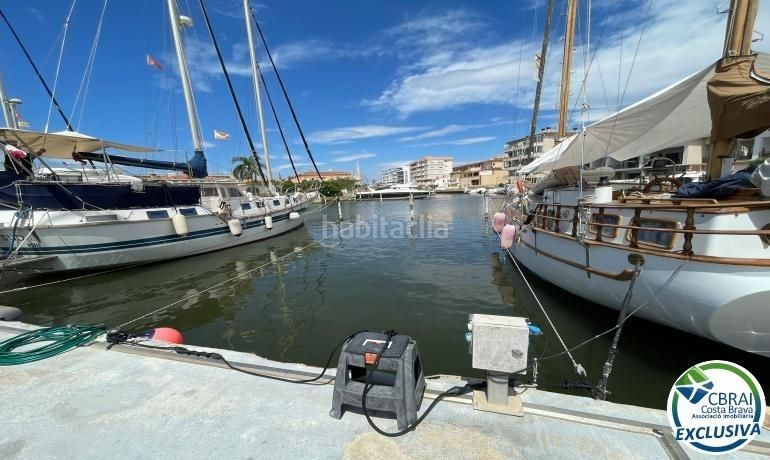 Foto 44d3a65b-584d-439f-9bf8-b60393fa1c60. Local comercial a Santa Margarida Roses