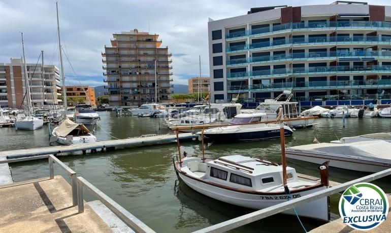 Foto ae1290a4-b3f3-4b6f-9e2d-dc1e15a7e330. Local comercial a Santa Margarida Roses