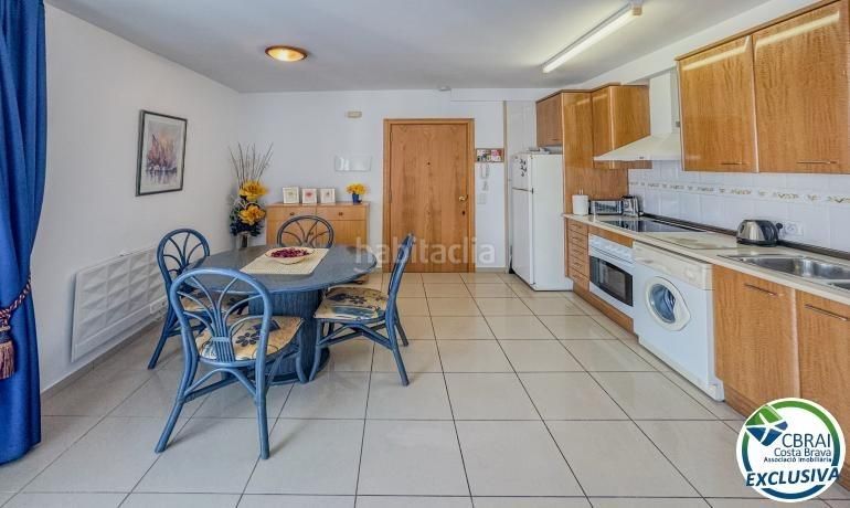 Foto 21b7cd81-2b6a-4ec0-a0f1-bdebde7262a2. Apartament amb aparcament piscina a Santa Margarida Roses