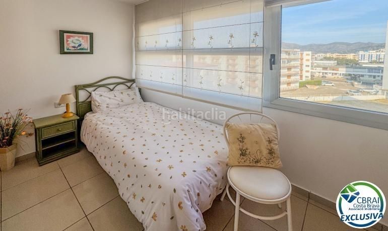 Foto 711ad3d3-b9a2-4632-9e56-99bd6a603500. Apartament amb aparcament piscina a Santa Margarida Roses