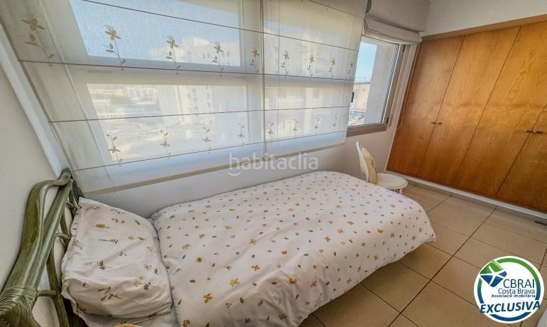 Foto fd253233-5976-4517-96e1-73da22cae7df. Apartament amb aparcament piscina a Santa Margarida Roses