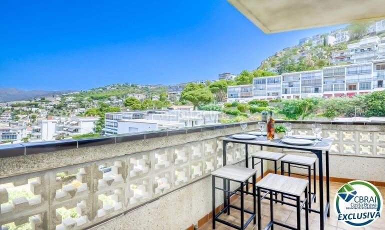 Foto 0ec8a06e-49f4-4432-84b3-8882fa59133b. Apartament amb aparcament a Puig Rom-Canyelles-Almadrava Roses