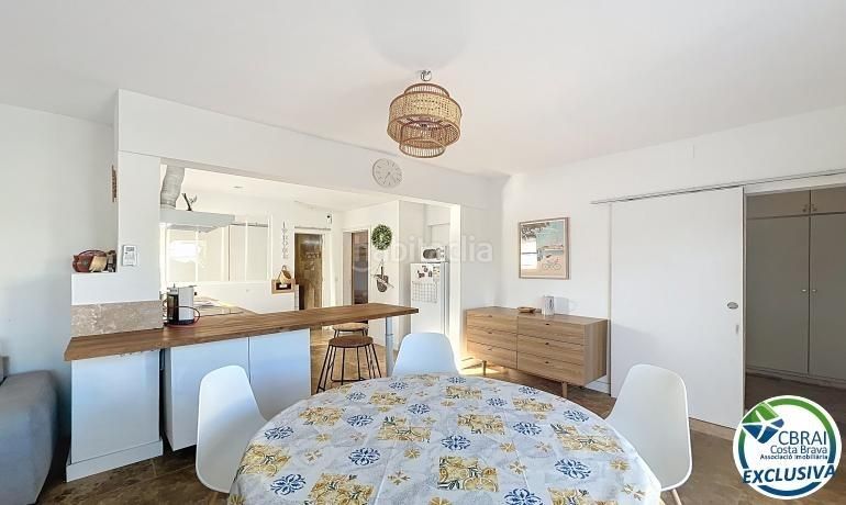 Foto c928a438-6946-4325-b5e2-a97984b0db30. Casa amb aparcament piscina a Alberes Empuriabrava