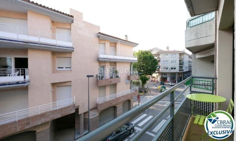 Foto 0f76fadc-ed5a-4de5-87a3-c1a49c20b6f3. Apartament amb aparcament a Centre Roses