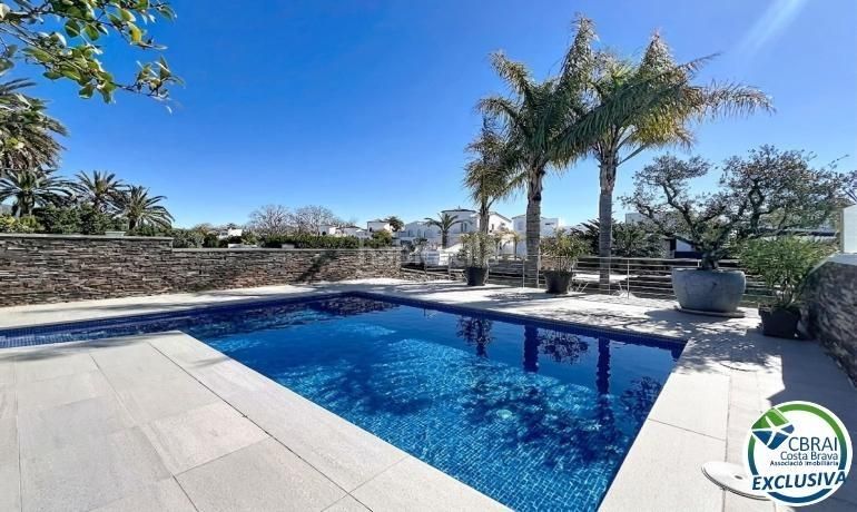 Foto bf0aa7d5-f85b-4e5a-b683-e16a3d5244cf. Casa amb aparcament piscina a Tordera - Fluvià - Llobregat Empuriabrava