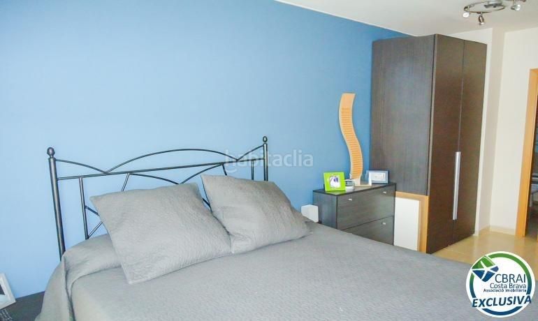 Foto 5ab062cc-77e6-4080-8bfc-f7e21bb4eb82. Apartament amb aparcament a Creu de la Mà Figueres