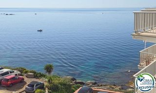 Apartament a Puig Rom-Canyelles-Almadrava. Luminoso piso con vistas al mar en el faro de roses