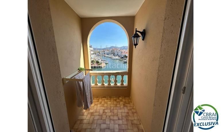 Foto 4107d604-d058-4003-aa92-4bd86139ee6d. Casa amb aparcament a Salins - Cavall de Mar Empuriabrava