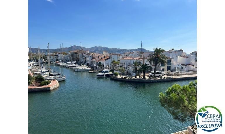 Foto 665aa55d-c319-4d11-8ffa-4f6e39e035b1. Casa amb aparcament a Salins - Cavall de Mar Empuriabrava
