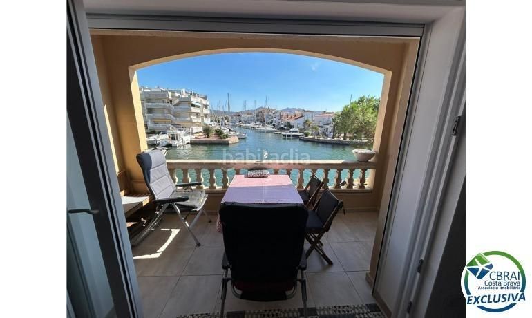 Foto f3213776-3bc5-4ae7-8636-37ebabd9e956. Casa amb aparcament a Salins - Cavall de Mar Empuriabrava