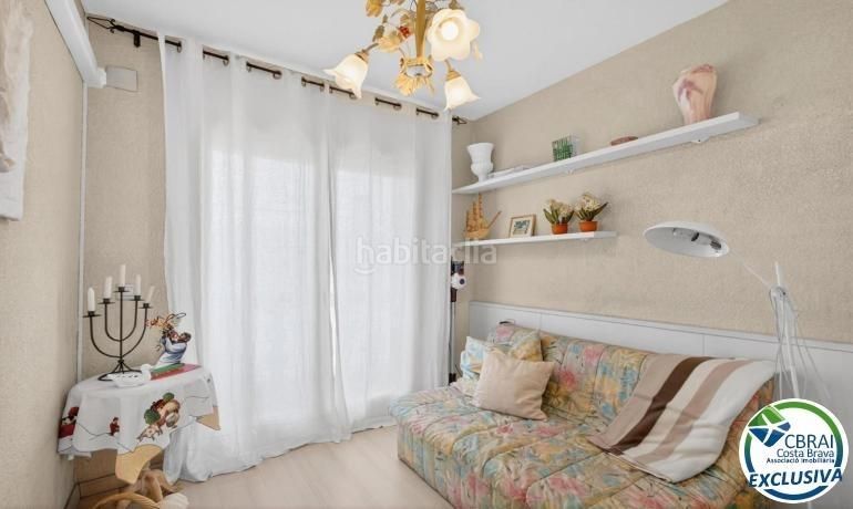 Foto 6450221f-93a8-43c9-8af0-b4d855c7b00e. Apartament amb calefacció aparcament piscina a Salins - Cavall de Mar Empuriabrava