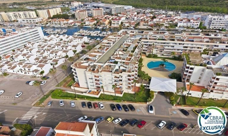 Foto f19249e4-869c-4837-8434-8f7df09d66a9. Àtic amb calefacció aparcament piscina a Santa Margarida Roses
