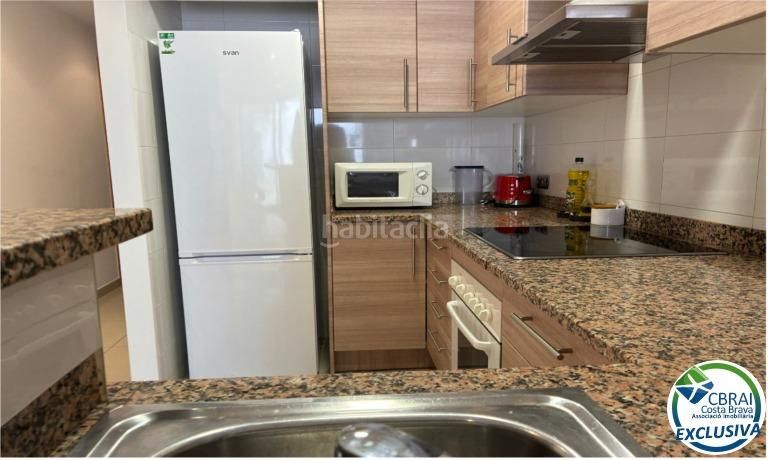 Foto 868433bc-56b5-48b5-9db4-8ad8f6e3fc9a. Apartament amb calefacció a Centre Roses