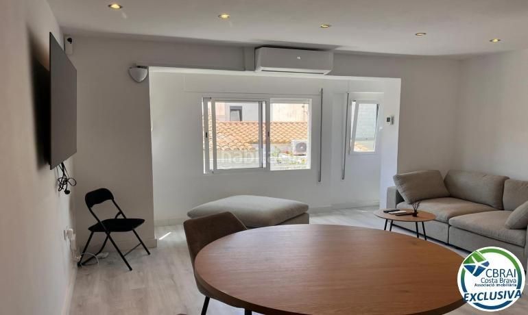 Foto f30069ee-c84a-4b5f-b134-88403bf5734f. Apartament a calle nou 21 a Centre Roses