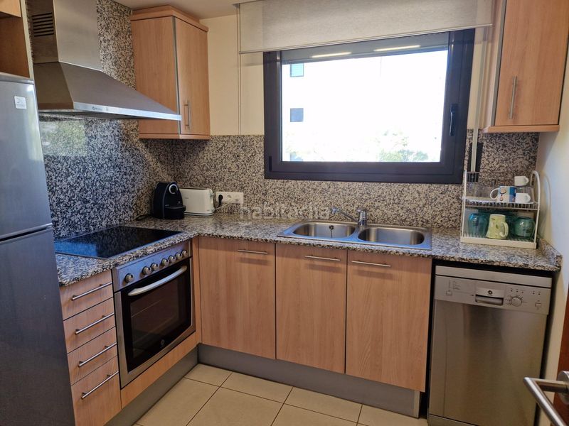 Foto 06556c21-0688-4f3e-92e5-d43b6e9f8609. Apartament a calle de joanot martorell 31 a Salatar Roses