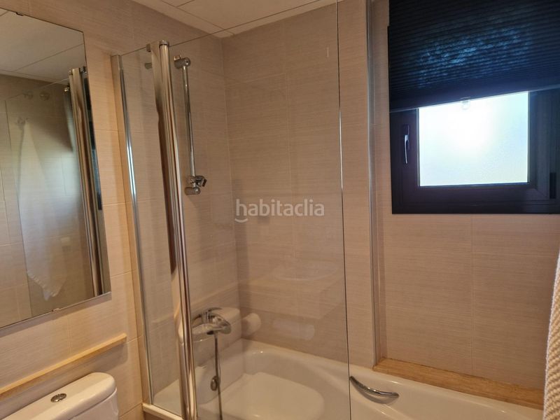 Foto 0bef7676-5ce9-4962-bdfa-681e2526b0ab. Apartament a calle de joanot martorell 31 a Salatar Roses
