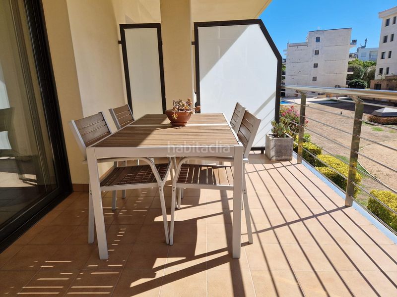 Foto d0c27a21-8dd8-44cb-a4c9-75c5ec55e7fb. Apartament a calle de joanot martorell 31 a Salatar Roses