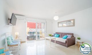 Reihenhaus  Puigmal e1 102. Puigmal acogedora casa con garaje, terraza soleada y licencia tu