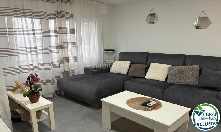 Foto 49a70e14-0be7-4a8a-8fc8-7ed5ddc2be26. Apartament amb calefacció a Centre Roses