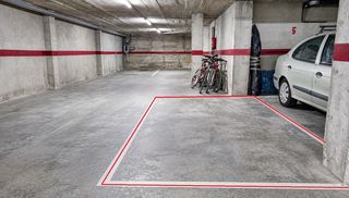 Aparcament cotxe a Avenida de jaume i 14. Parking en venta en el centro de roses, ubicación privilegiada j