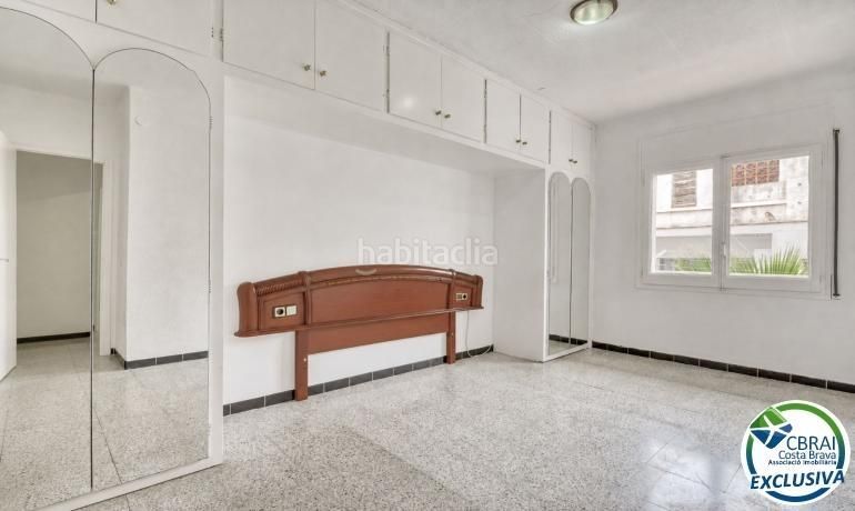 Foto ecc4c402-0dc7-4e26-9159-b64d37d6a865. Apartament a Centre Roses
