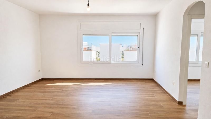 Foto 4e50db85-1959-4fb0-b42a-63aae31269ce. Apartament a Centre Roses