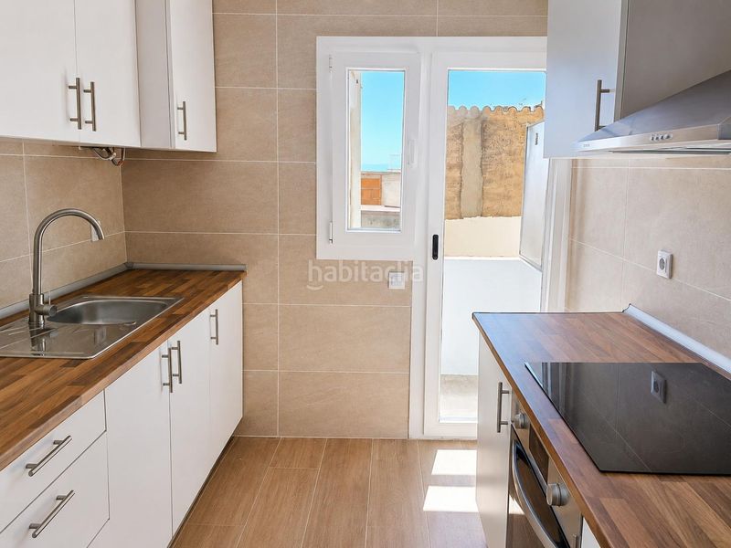 Foto 5cd06258-61f6-4785-a53d-ddce75332df1. Apartament a Centre Roses