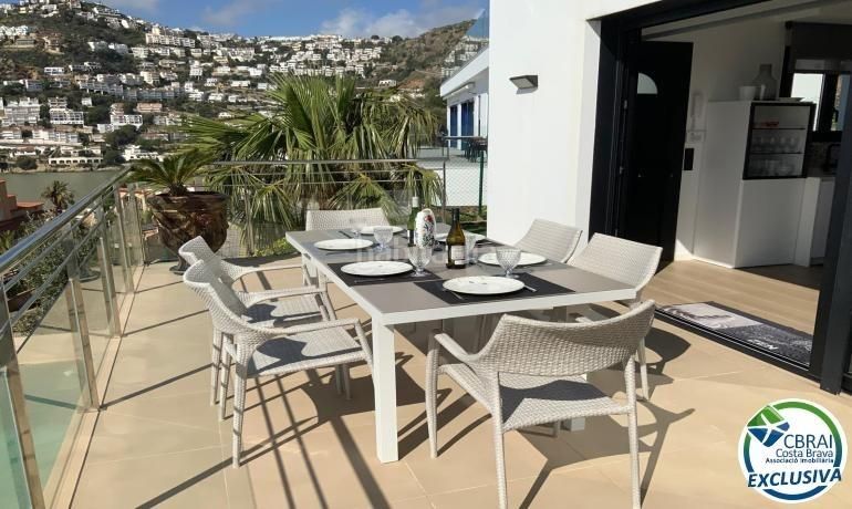 Foto 8227a584-6303-48a2-837a-d8b44f827901. Casa amb calefacció aparcament piscina a Puig Rom-Canyelles-Almadrava Roses