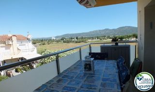 Piccolo appartamento  De la platja. Coqueto apartamento con parking privado