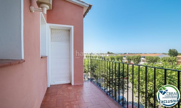 Foto f57010a2-4f57-492d-906d-22d744c8e4dc. Apartament amb aparcament piscina a Muga - Gran Reserva - Badia Empuriabrava