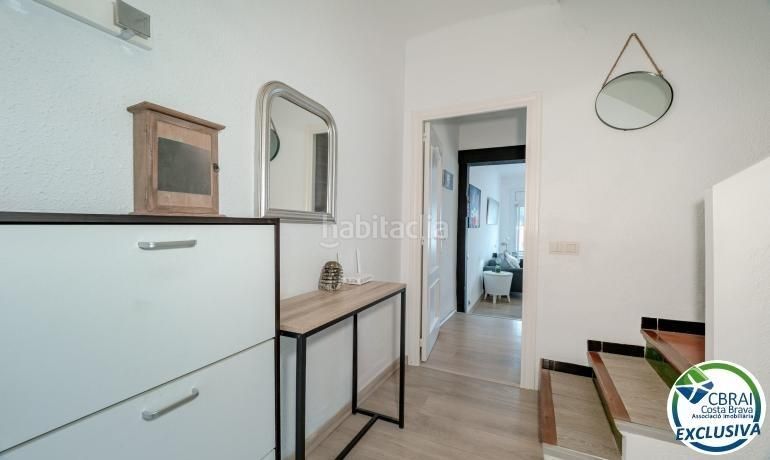 Foto 6e7fbbaa-9f69-4a59-8660-6a19483325c8. Casa amb aparcament piscina a Cap Ras - Creus - Falconera Empuriabrava