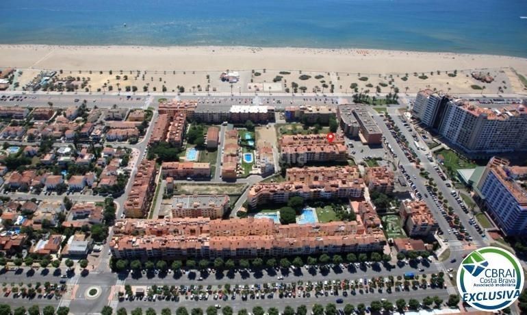 Foto 751d3fce-27d4-418d-a921-ff352f5426e6. Apartment with heating pool in Muga - Gran Reserva - Badia Empuriabrava