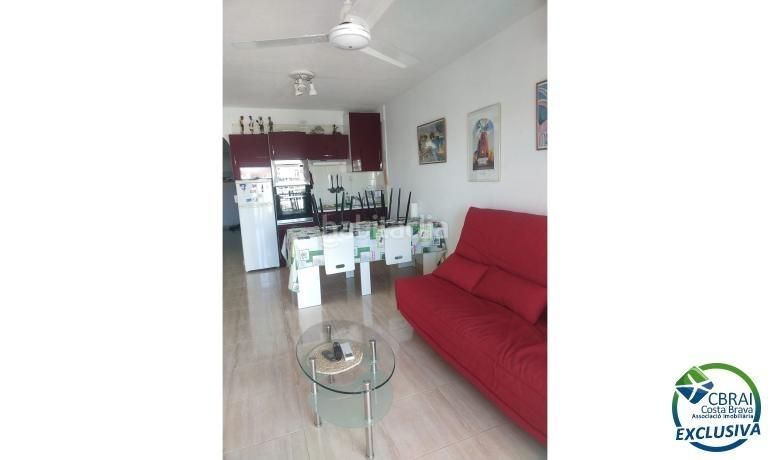 Foto a400f073-d48f-4291-afe4-0b246065a0f0. Apartment with pool in Sant Maurici Empuriabrava