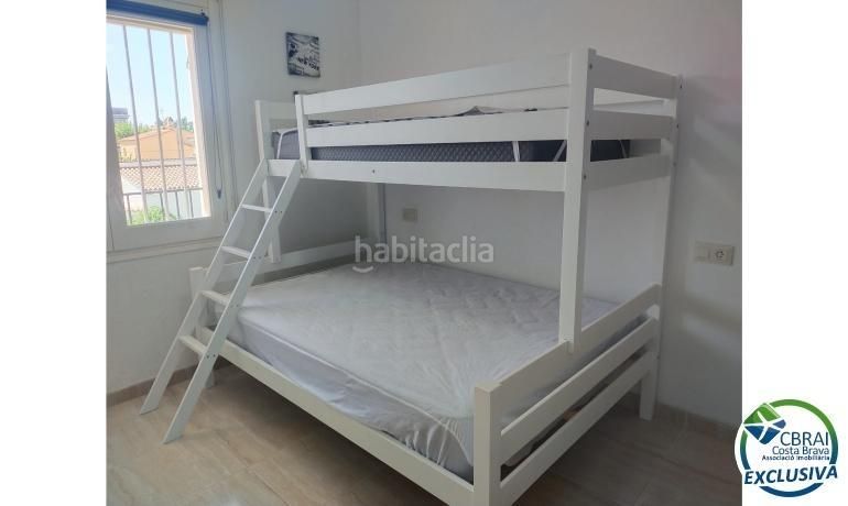 Foto a6653821-8cc0-417c-97fd-061ac3b94a00. Apartment with pool in Sant Maurici Empuriabrava