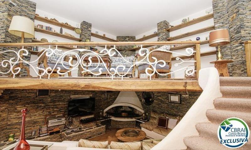 Foto 0f499b8a-ba72-4a89-969e-90c424b962cd. Bauernhof mit heizung parking pool in Nord Roses