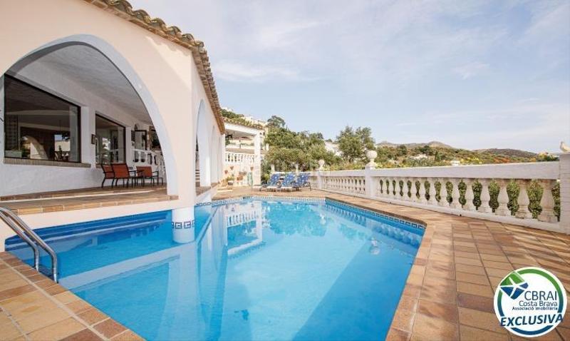 Foto 237d2b0d-ec41-4670-9e84-cb4ce4e766ae. Bauernhof mit heizung parking pool in Nord Roses