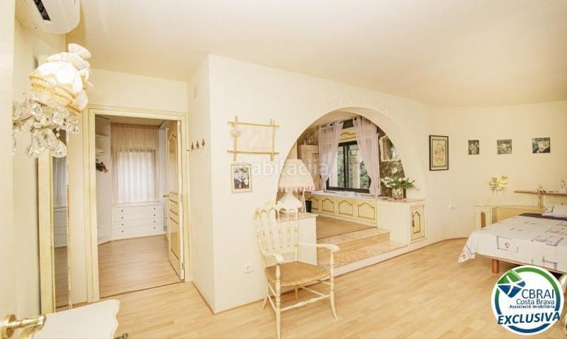 Foto f697bd17-15be-4bd9-9e18-4ec673aecff7. Bauernhof mit heizung parking pool in Nord Roses