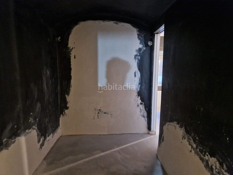 Foto 1e3906ed-15ff-4655-8a55-5b933d319d19. Affitto ufficio in Centre Roses