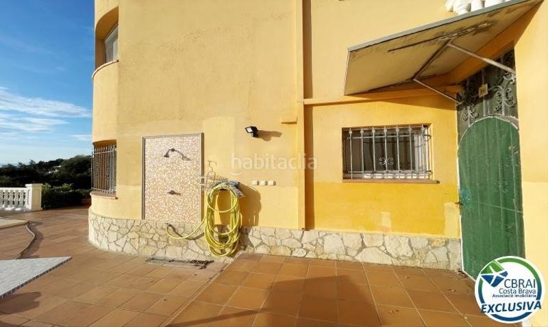 Foto 50e05b27-e032-496a-a6eb-8b973e20db33. Bauernhof mit heizung pool in Nord Roses