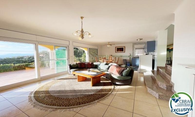 Foto 7417a725-57ef-4cd1-a3e1-f3056ddaa4f8. Bauernhof mit heizung pool in Nord Roses