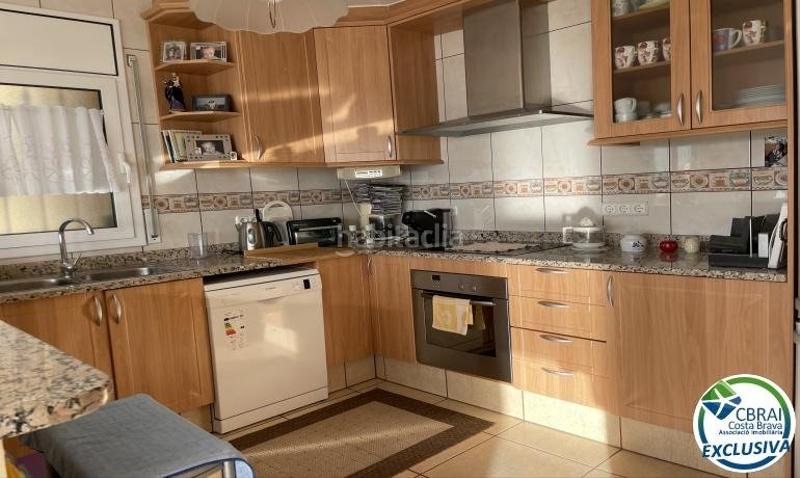 Foto d44dd950-f448-4510-a519-5addd3cd19ec. Bauernhof mit heizung pool in Nord Roses