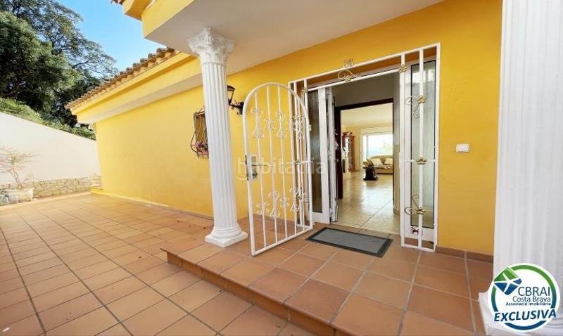 Foto d62fac48-81e4-4f4d-b8ed-78e184af0e39. Bauernhof mit heizung pool in Nord Roses