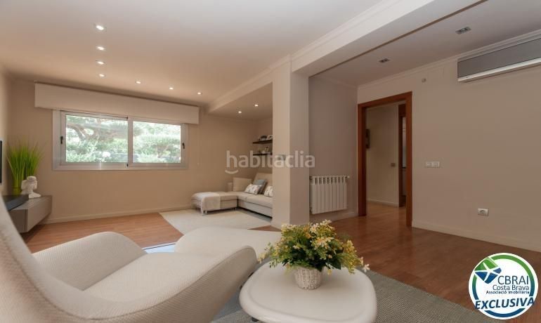 Foto 738a60f6-d621-4181-9672-89e1ceec3edf. Casa a de pau casals 60 a Els Grecs-Mas Oliva Roses