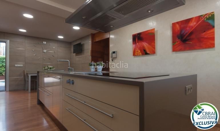 Foto ca388630-3dde-4e06-aab7-0d885f870b00. Casa a de pau casals 60 a Els Grecs-Mas Oliva Roses