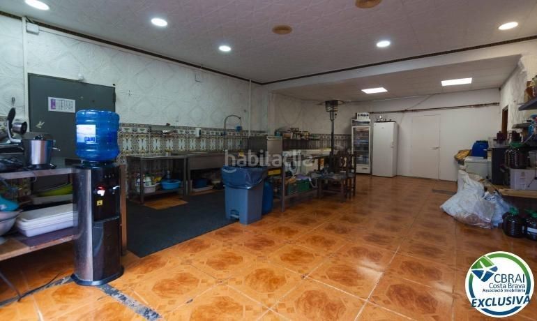 Foto c80cbac9-7ed0-4060-8d73-3690b112482b. Local comercial a Centre Roses