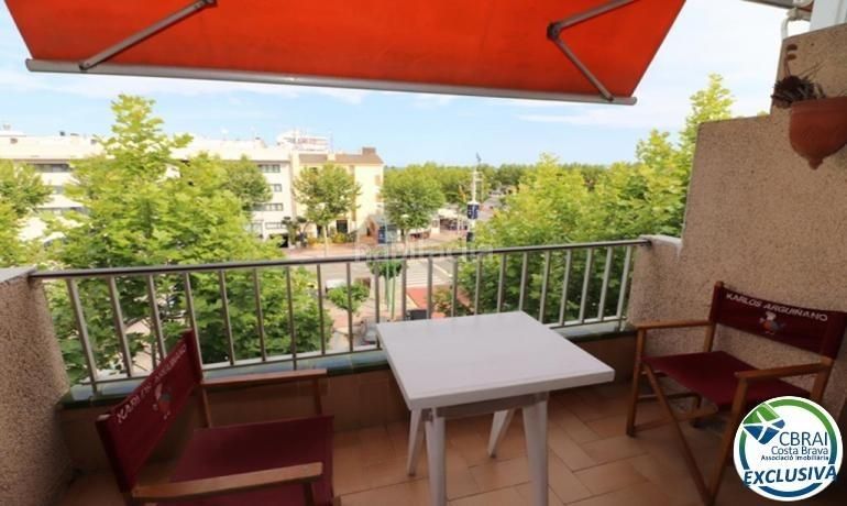 Foto 8a758a0a-fc4b-4f3b-ad3f-c5bb009a500e. Apartament amb calefacció a Moxó - Sant Mori Empuriabrava