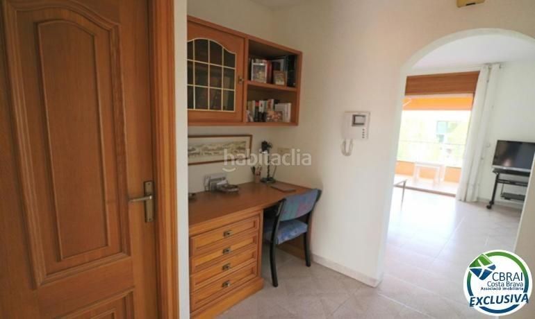 Foto eb7a9efb-d94f-4d02-9480-cec93b9728ab. Apartament amb calefacció a Moxó - Sant Mori Empuriabrava