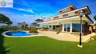 Xalet a Els Munts. Espectacular villa de lujo en torredembarra